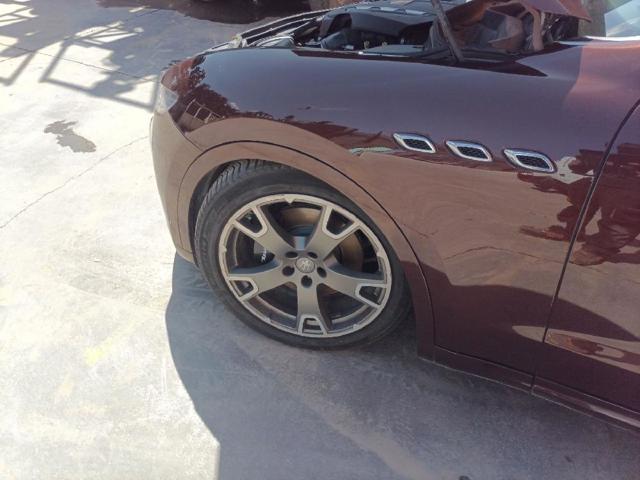 670106260 Maserati