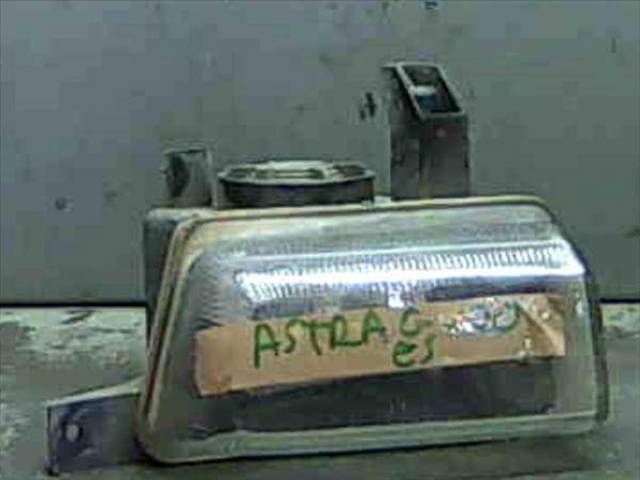 Lampa przeciwmgielna lewa 6710010 OPEL