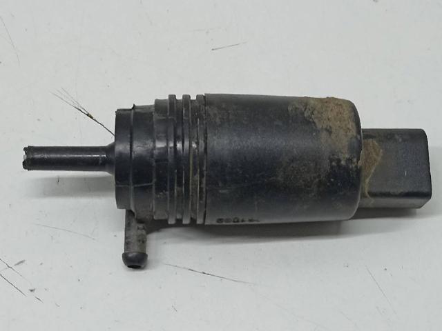 Pompka spryskiwacza szyby przedniej 67128377612 BMW