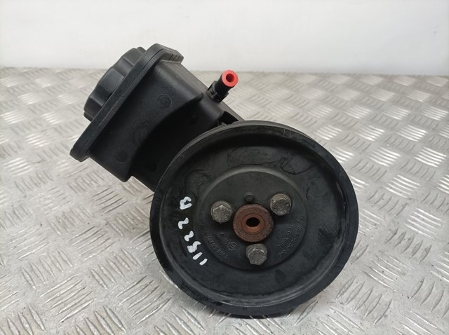 Pompa wspomagania hydraulicznego kierownicy 6750938 BMW