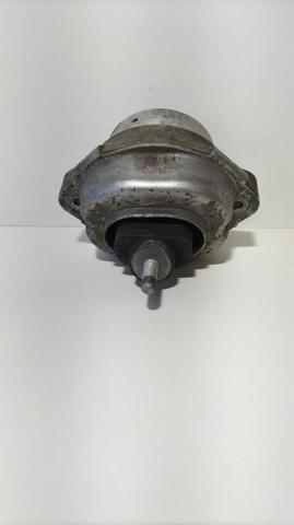 6758444 BMW