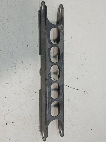 Wahacz (drążek) tylnego zawieszenia podłużny dolny lewy/prawy 6763477 BMW
