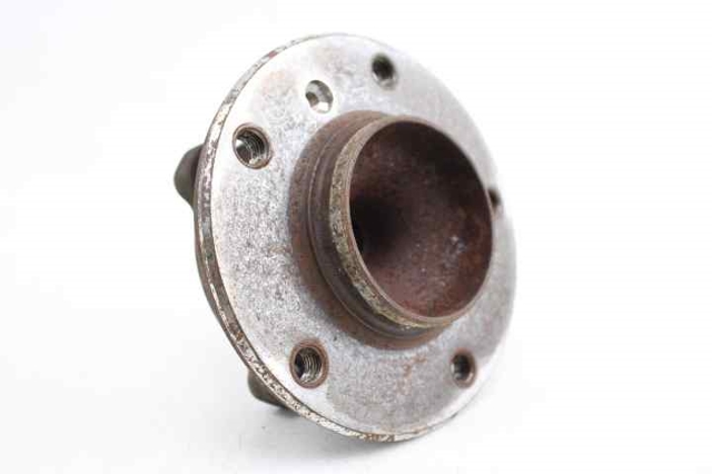 Piasta przednia 6765157 BMW