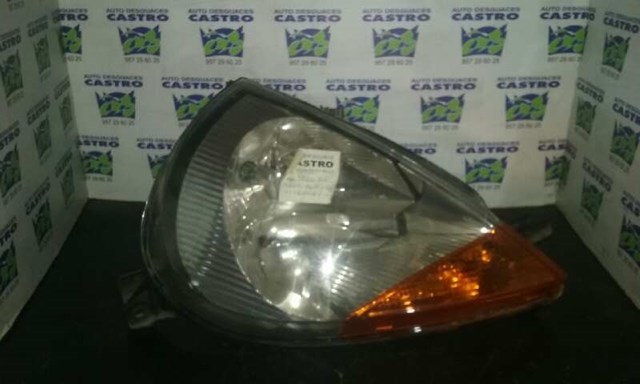 Reflektor prawy 67724920 FORD