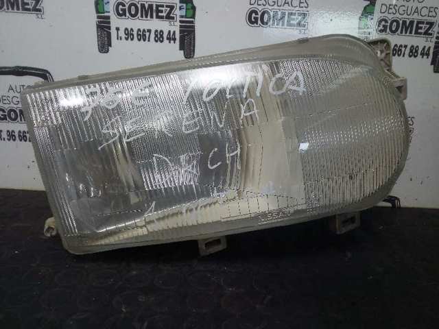 Reflektor prawy 67725920 NISSAN