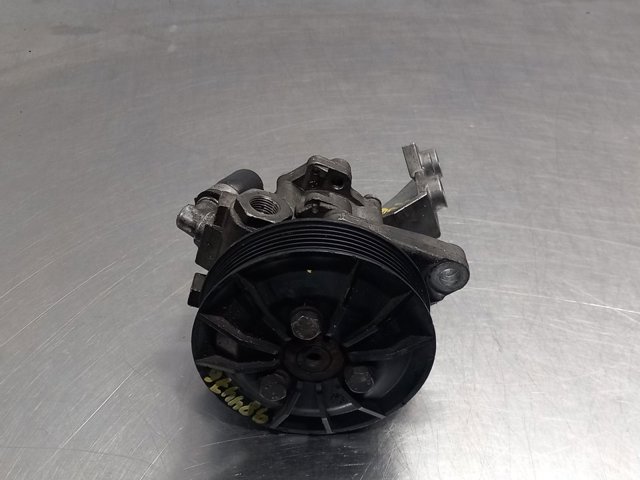 Pompa wspomagania hydraulicznego kierownicy 677732101 BMW
