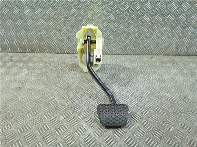 67871110 BMW