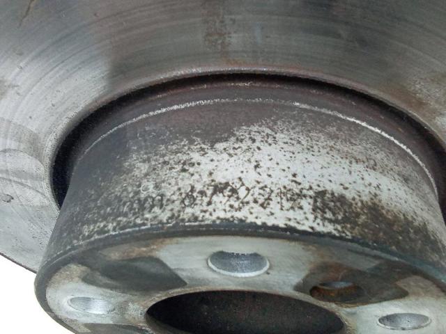 Tarcza hamulcowa przednia 6792219 BMW