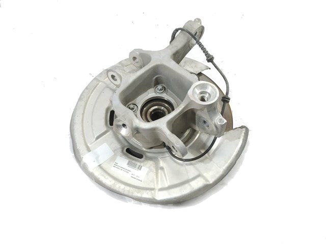 Czop (zwortnica) tylny lewy 6793769 BMW