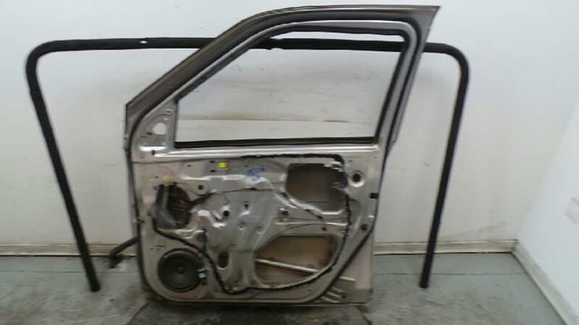 Drzwi przednie prawe Suzuki Swift 3 RS