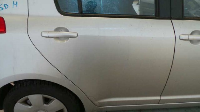 Drzwi tylne prawe 6800362J00 SUZUKI