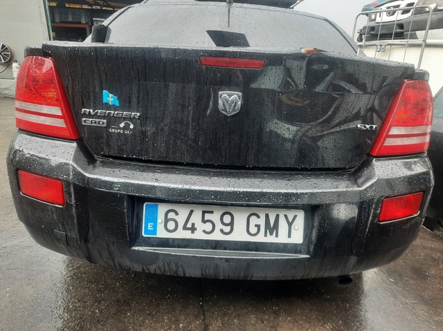 Zderzak Dodge Avenger