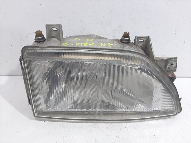 Reflektor prawy 6801401 FORD