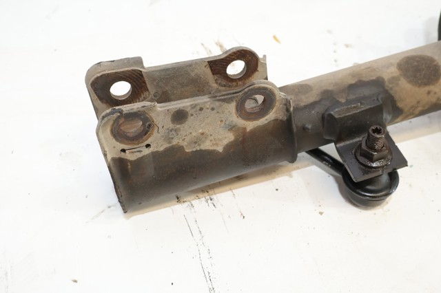 Amortyzator przedni lewy 68039643AA CHRYSLER