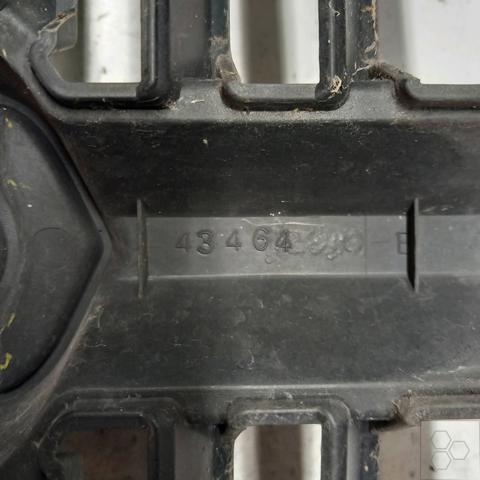 Atrapa chłodnicy Dodge Caliber PM