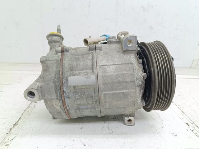 Sprężarka klimatyzacji 68084281AE Fiat/Alfa/Lancia