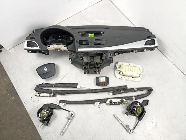 681000022R Renault (RVI)