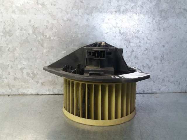 Silniczek wentylatora nagrzewnicy (ogrzewacza wnętrza) 6820812 VOLVO