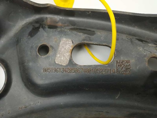 Wahacz zawieszenia przedniego dolny lewy 68248006AA CHRYSLER