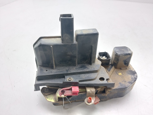 Zamek drzwi tylnych prawych 68268218AA CHRYSLER