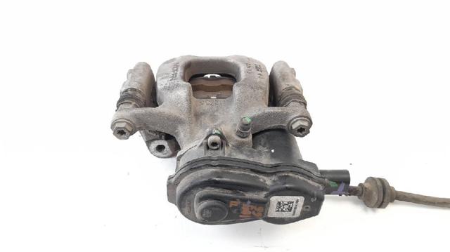 Zacisk hamulcowy tylny prawy 68338708AA CHRYSLER