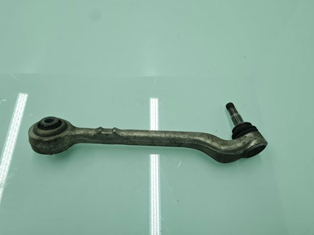 6852992 BMW