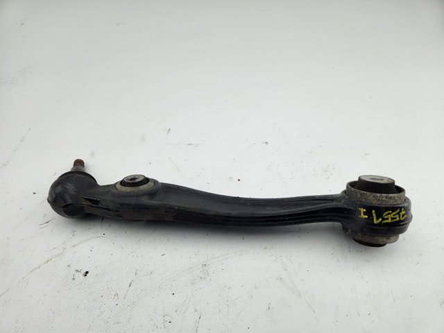 6864821 BMW