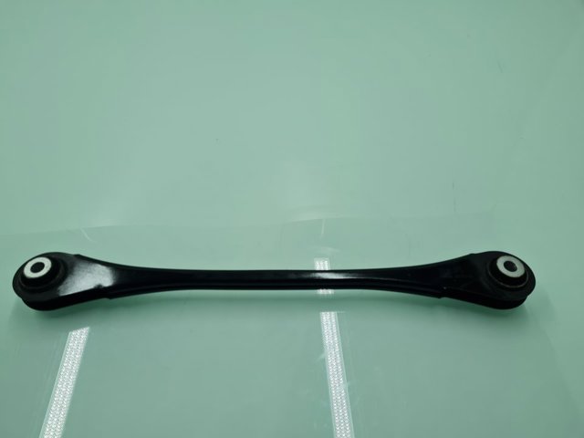 Wahacz zawieszenia tylnego poprzeczny 6879659 BMW