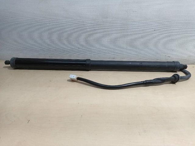 6891042060 Toyota