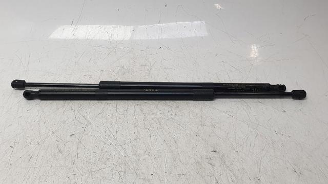 6892042020 Toyota