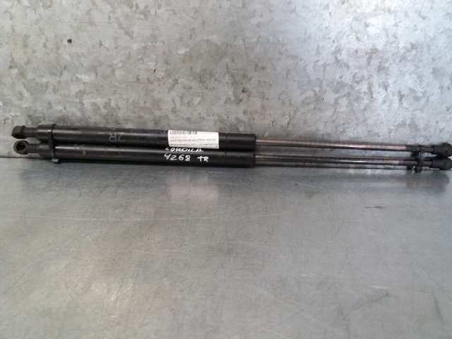 Amortyzator klapy bagażnika (3/5 drzwi-tylnych) 6895002020 TOYOTA