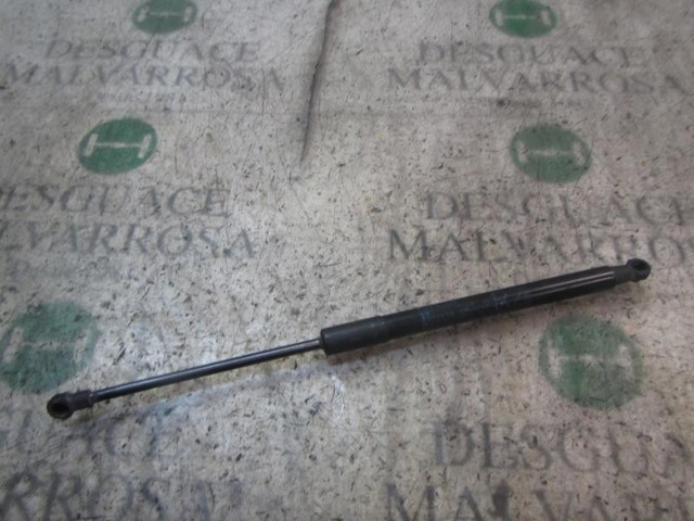 Amortyzator klapy bagażnika (3/5 drzwi-tylnych) 689500W640 TOYOTA