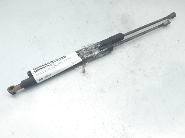6896009261 Toyota