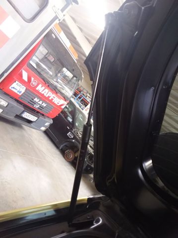 Amortyzator klapy bagażnika (3/5 drzwi-tylnych) Toyota Yaris MXP