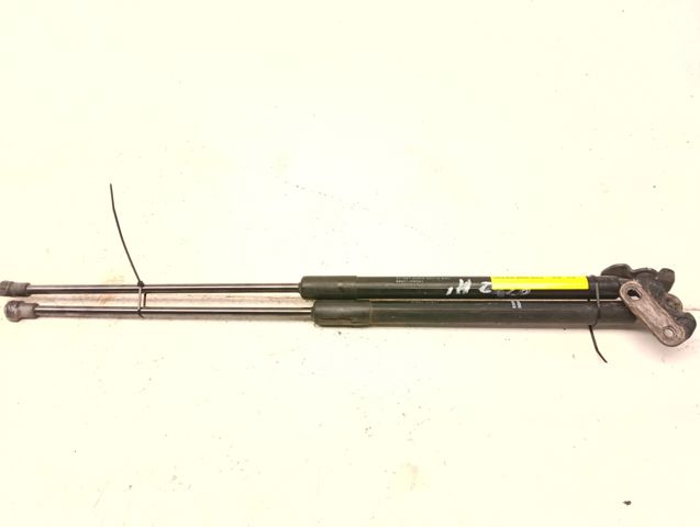 Amortyzator klapy bagażnika (3/5 drzwi-tylnych) 689600W531 TOYOTA