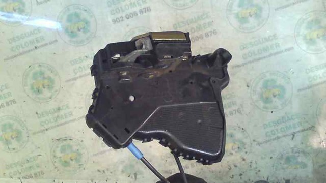 Zamek drzwi przednich prawych 6903002162 TOYOTA