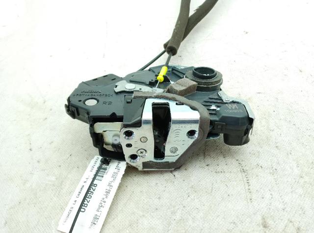 Zamek drzwi przednich prawych 6903002521 TOYOTA