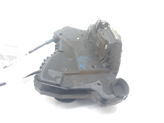Zamek drzwi przednich prawych 6903002521 TOYOTA