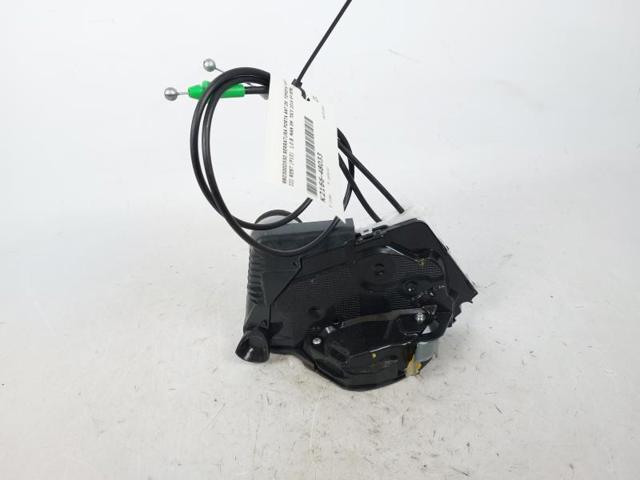 Zamek drzwi przednich prawych 690300D550 TOYOTA
