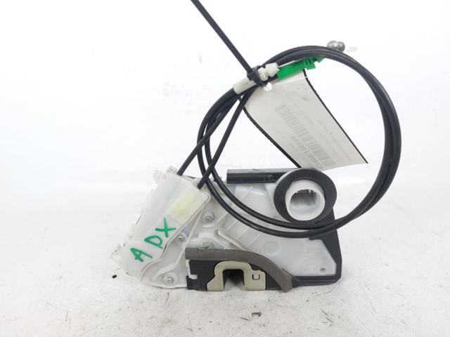 Zamek drzwi przednich prawych 690300D550 TOYOTA