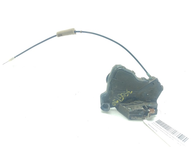 Zamek drzwi przednich prawych 690300K070 TOYOTA