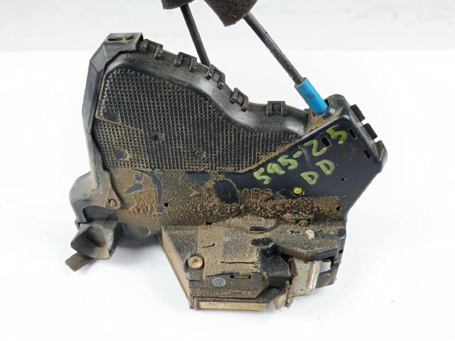 Zamek drzwi przednich prawych 6903033271 TOYOTA