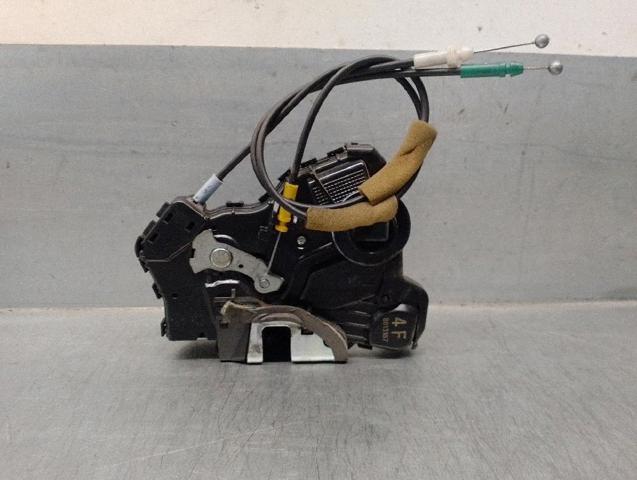 Zamek drzwi przednich prawych 6903042221 TOYOTA