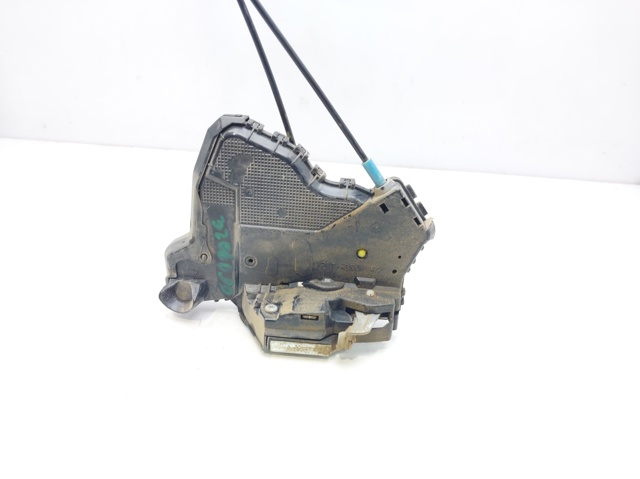 Zamek drzwi przednich prawych 6903042221 TOYOTA