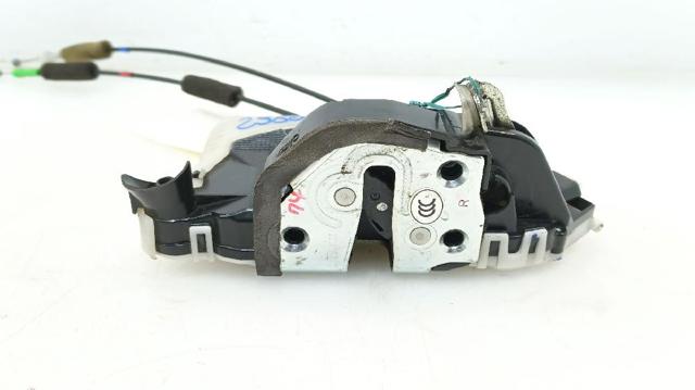 Zamek drzwi przednich prawych 6903047081 TOYOTA