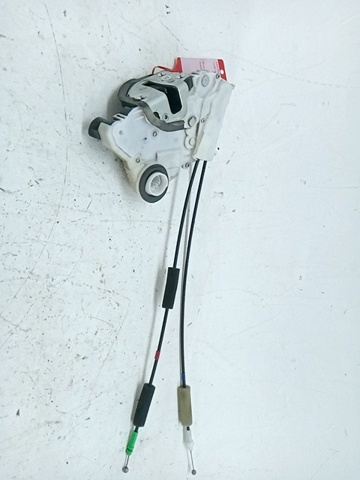Zamek drzwi przednich prawych 6903047081 TOYOTA