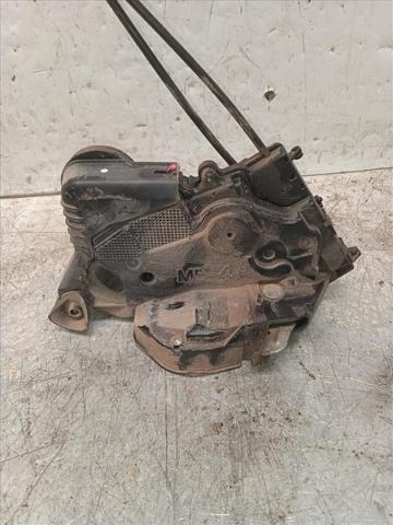 Zamek drzwi przednich prawych 6903047081 TOYOTA