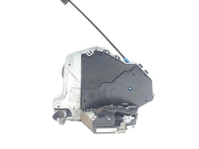Zamek drzwi przednich prawych 6903053090 TOYOTA