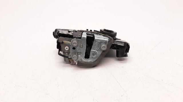 Zamek drzwi przednich prawych 6903060240 TOYOTA