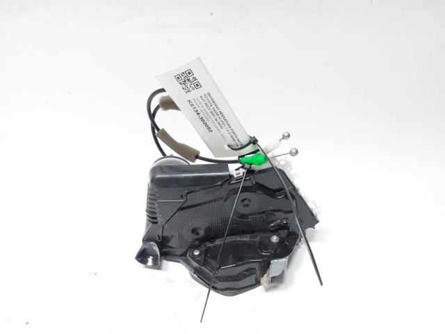 Zamek drzwi przednich prawych 69030K0041 TOYOTA